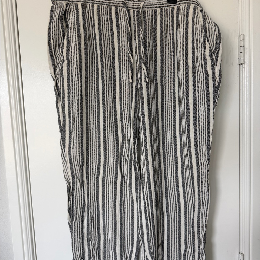 Old Navy Black and White Vertical Stripe Drawstring Pants